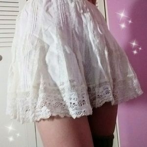 white lace skirt